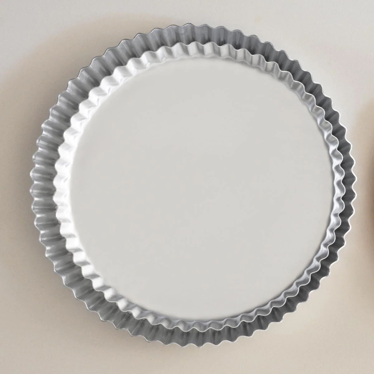Marcato Round okrogel rebrast pekač za pico in kolače 24 cm — čisti aluminij - slika 2