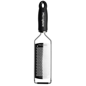 Microplane Gourmet fini ribež — kirurška oštrica Made in USA, za parmezan in čokolado