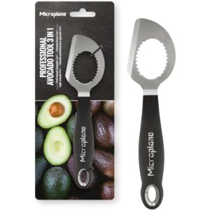 Microplane Avocado Tool 3v1 — rezanje, odstranjitev koščice in vzemanje mesa avokada