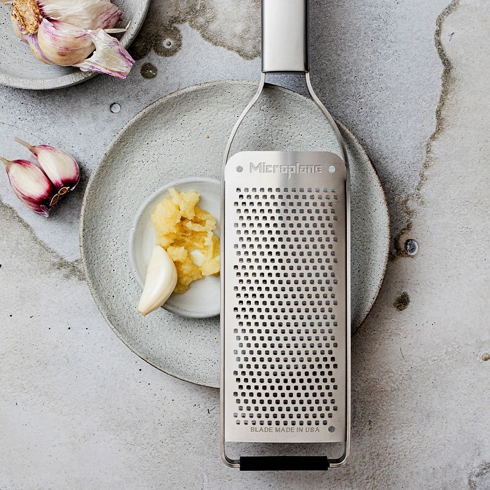 Microplane Professional Fine — fini ribež za sir, čokolado in citrusno lupinico - slika 4