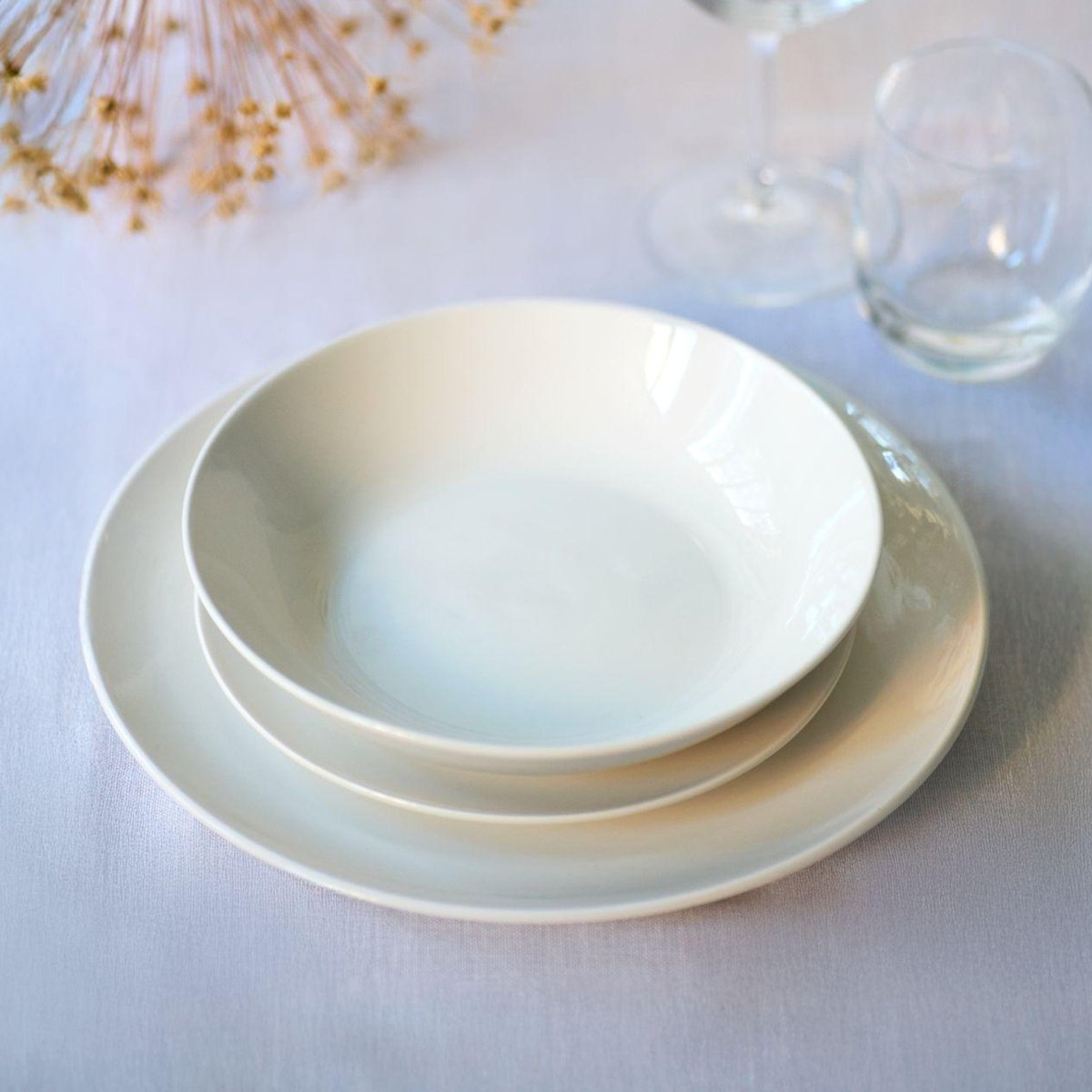 Domino La Routine 18-delni jedilni servis za 6 oseb — beli porcelan, italijanski dizajn